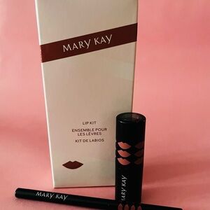 Mary Kay Lip Kit - Elegant Black and Red